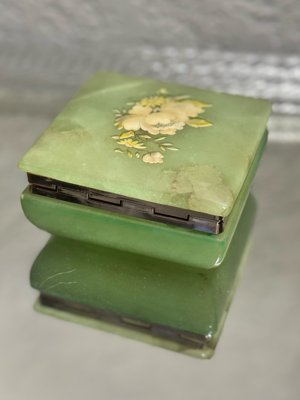 Vintage Alabaster Green Alabaster Floral Italian Alabaster Trinket Box - Picture 5 of 12